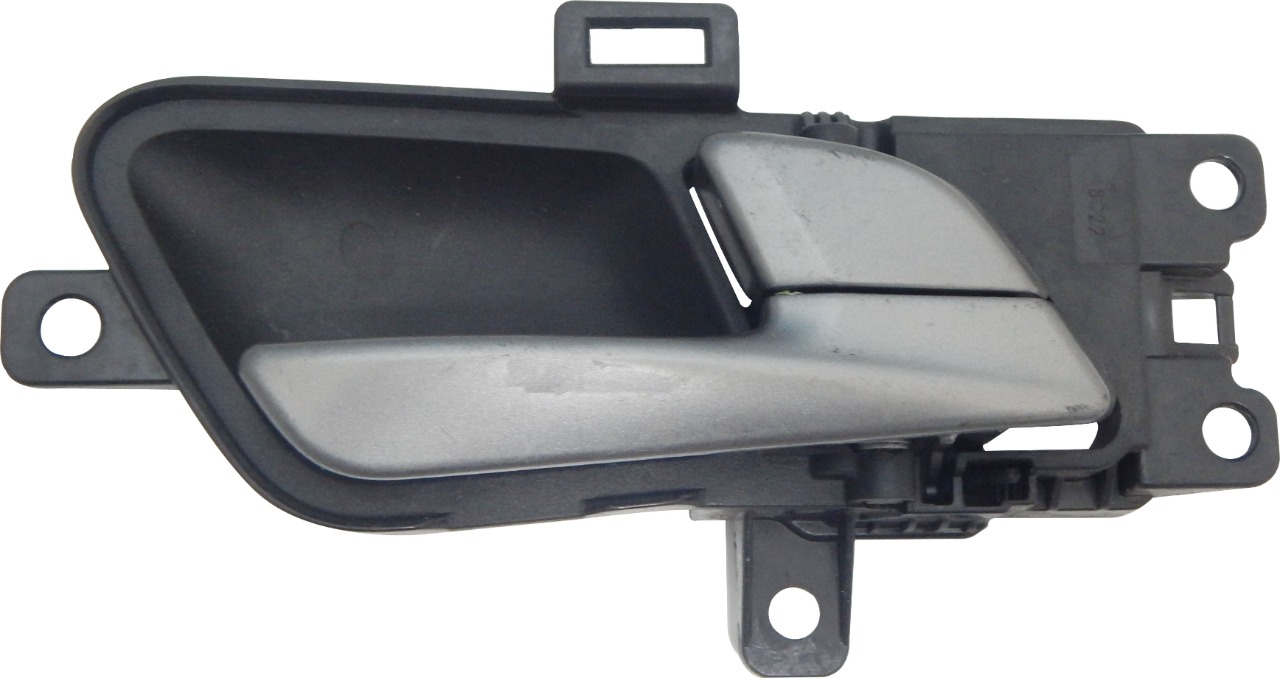 INSIDE DOOR HANDLE SILVER REAR HYUNDAI CRETA O/M